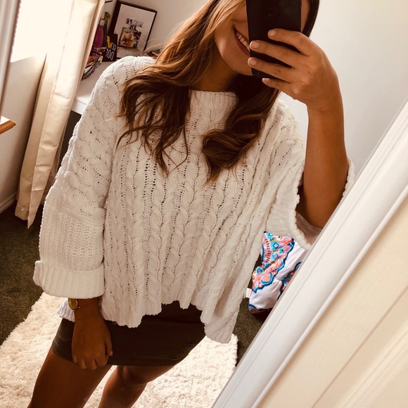 Powder Mountain Soft Cable Sweater - Picture 2 of 7